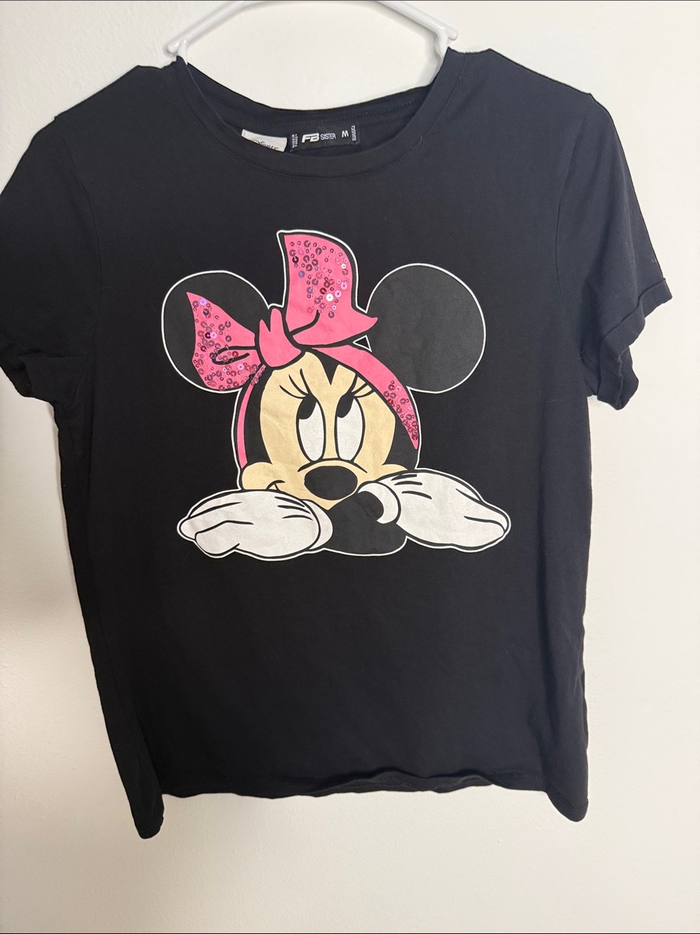 Disney Minnie Mouse Sequin Bow Graphic T-Shirt FB Sister New Yorker Black M